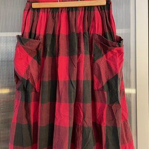 Vintage Red Black Plaid Skirt - HUGE Pockets